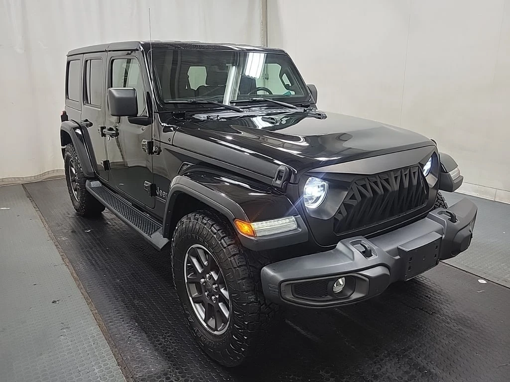 Jeep Wrangler * UNLIMITED SAHARA 80TH ANNIVERSARY * CARFAX * БЕЗ - изображение 2