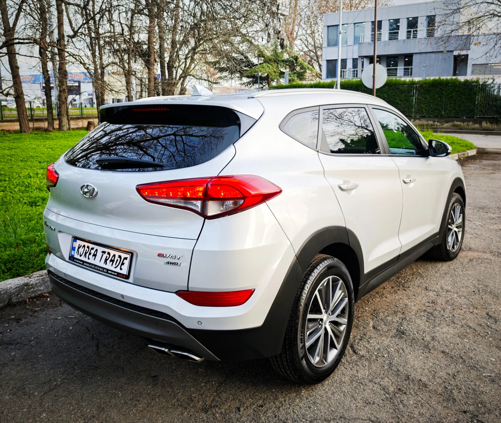 Hyundai Tucson 2.0 CRDI 4x4 - КОЛЕДНА ПРОМОЦИЯ ! - изображение 4