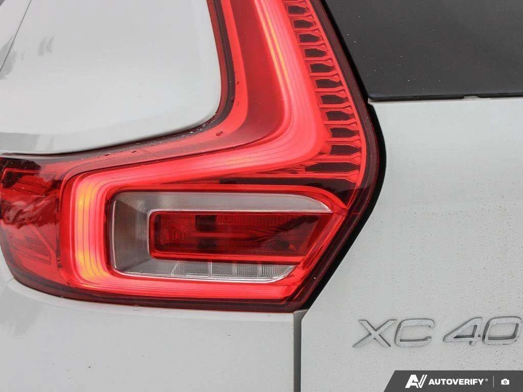 Volvo XC40 * R Design * CARFAX * ЦЕНА ДО БГ - изображение 6