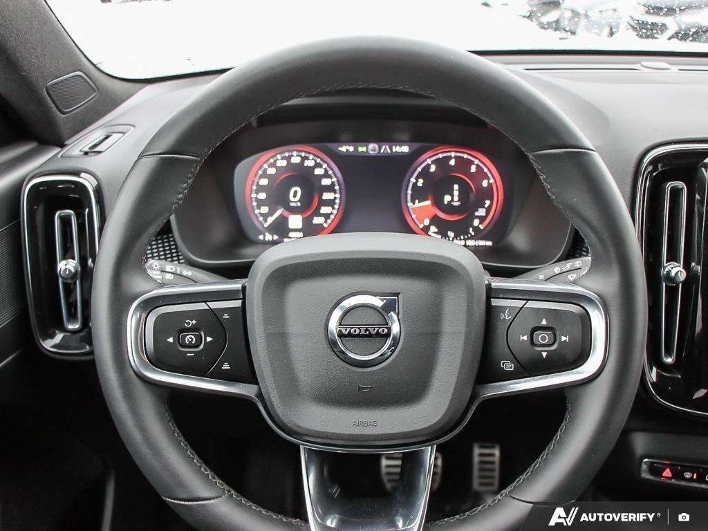 Volvo XC40 * R Design * CARFAX * ���� �� �� | Mobile.bg � ����������� 11