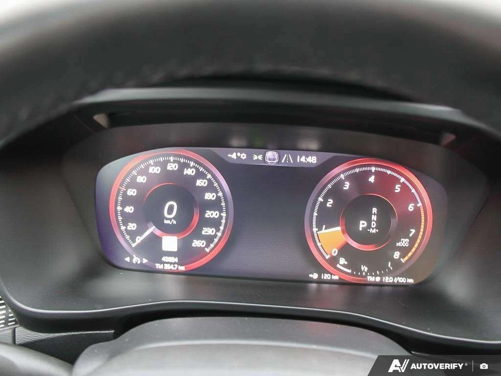 Volvo XC40 * R Design * CARFAX * ���� �� �� | Mobile.bg � ����������� 12