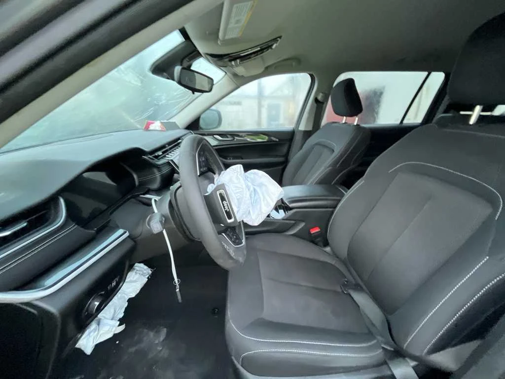 Jeep Grand cherokee Laredo | 3.6 V6 - изображение 10