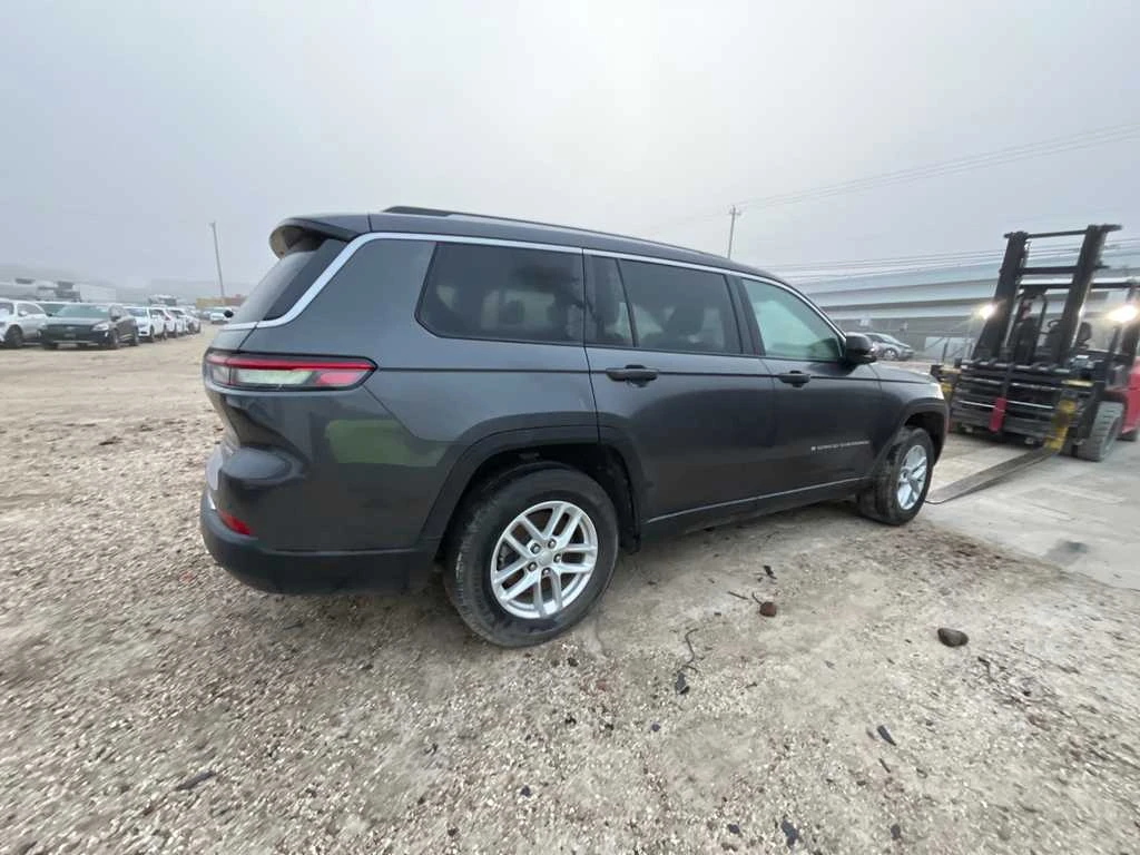 Jeep Grand cherokee Laredo | 3.6 V6 - изображение 4