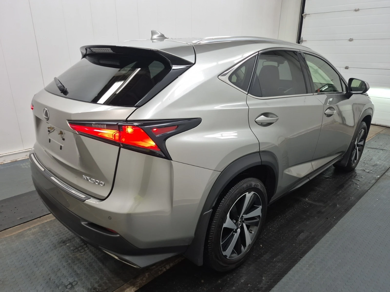Lexus NX 300 * * CARFAX * * ���� ������ * *  | Mobile.bg � ����������� 3