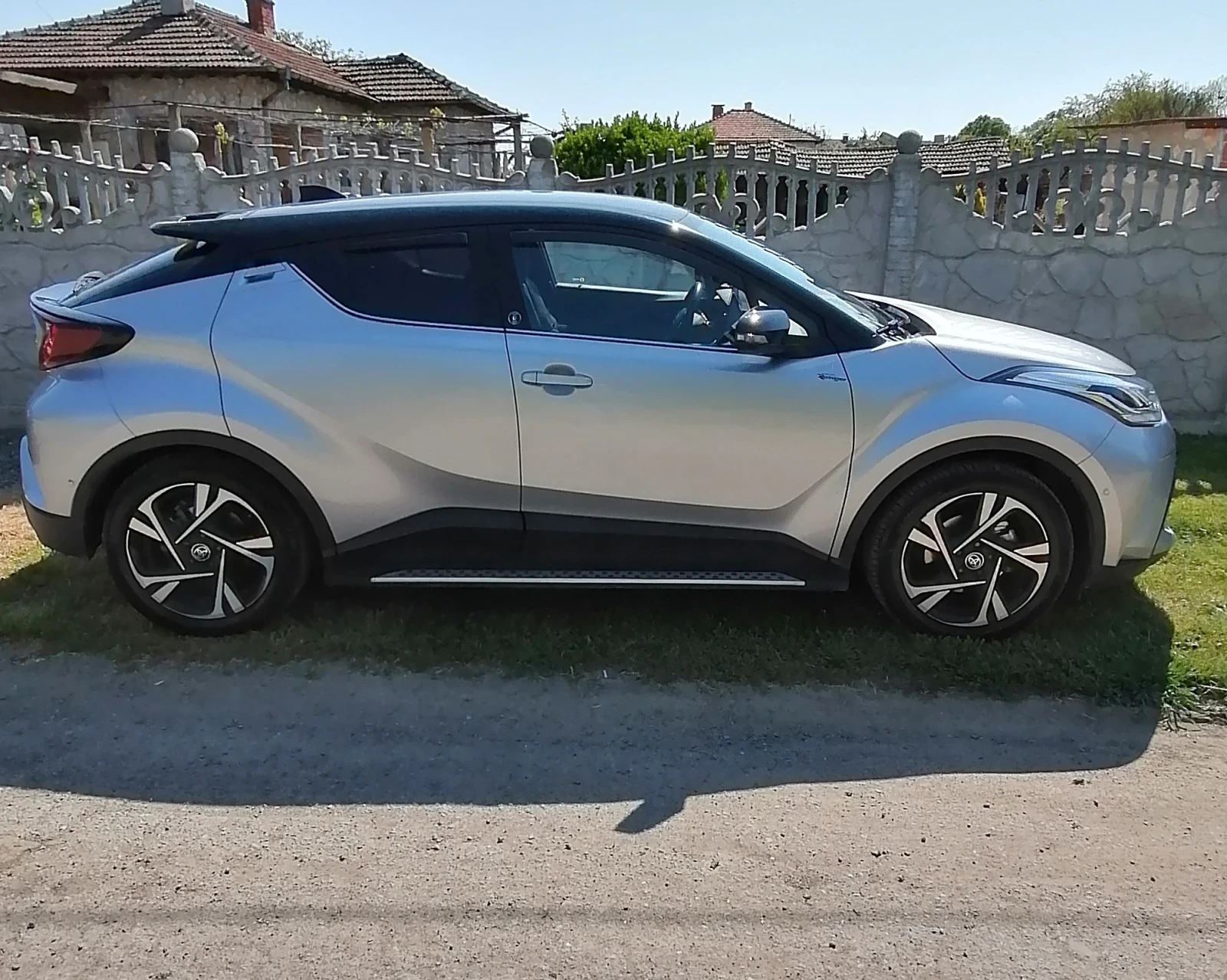 Toyota C-HR, снимка 16 - Автомобили и джипове - 54465170