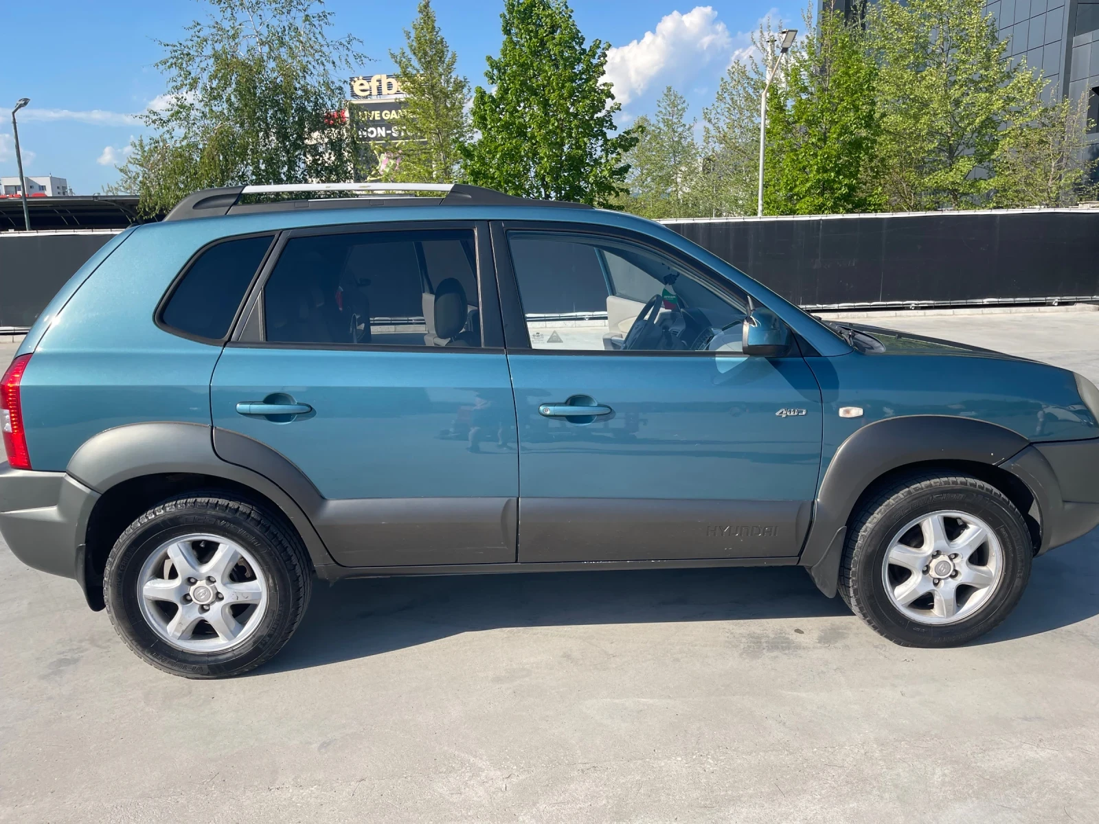 Hyundai Tucson, снимка 3 - Автомобили и джипове - 54769721