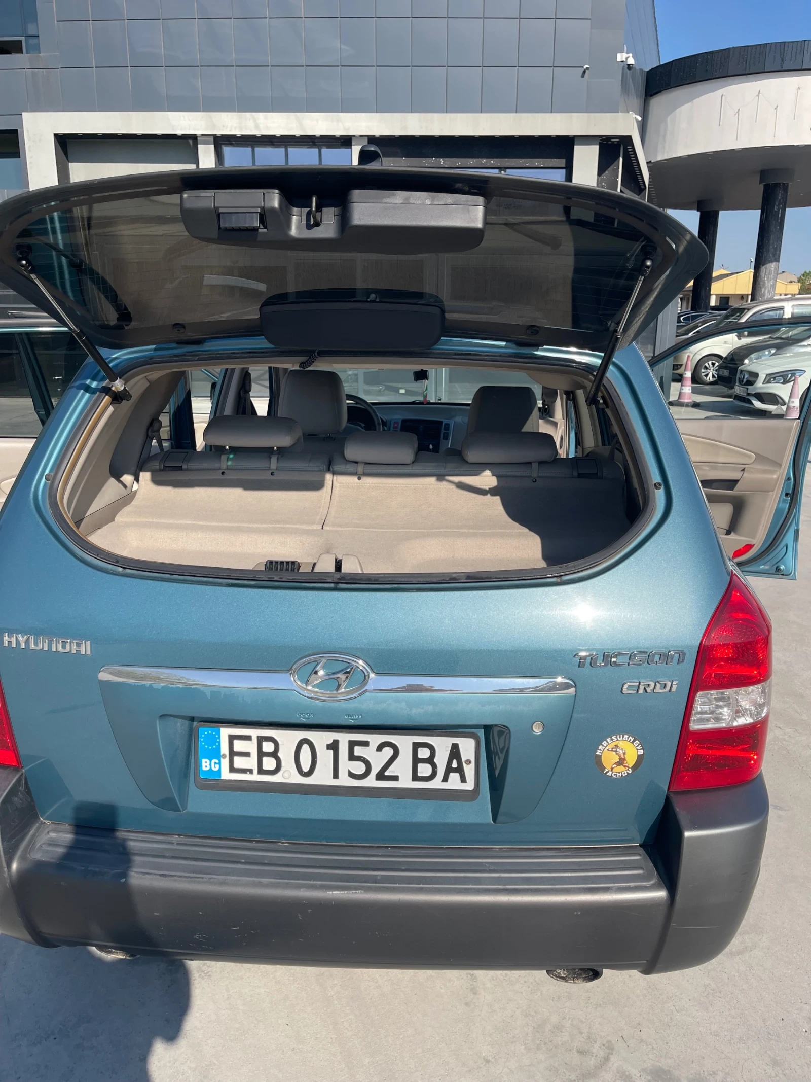 Hyundai Tucson, снимка 12 - Автомобили и джипове - 54769721