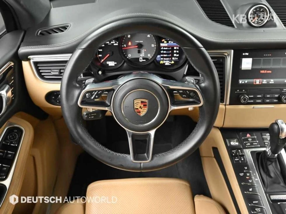 Porsche Macan, снимка 8 - Автомобили и джипове - 54767984