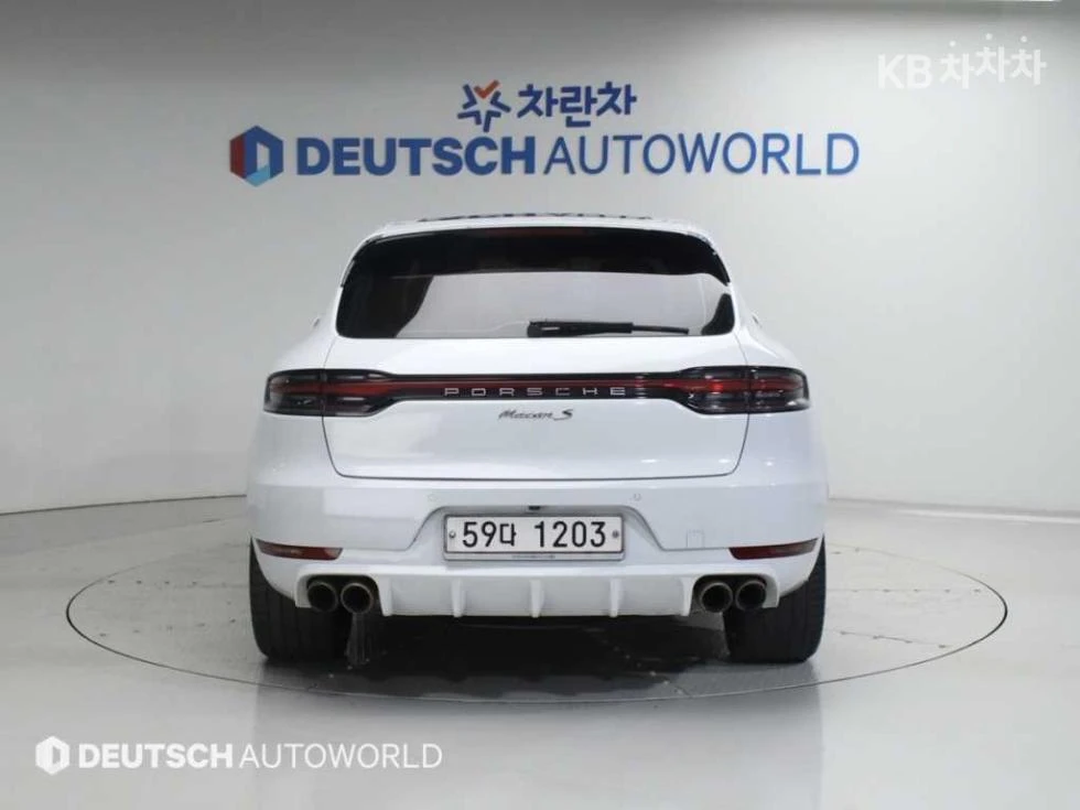 Porsche Macan, снимка 4 - Автомобили и джипове - 54767984
