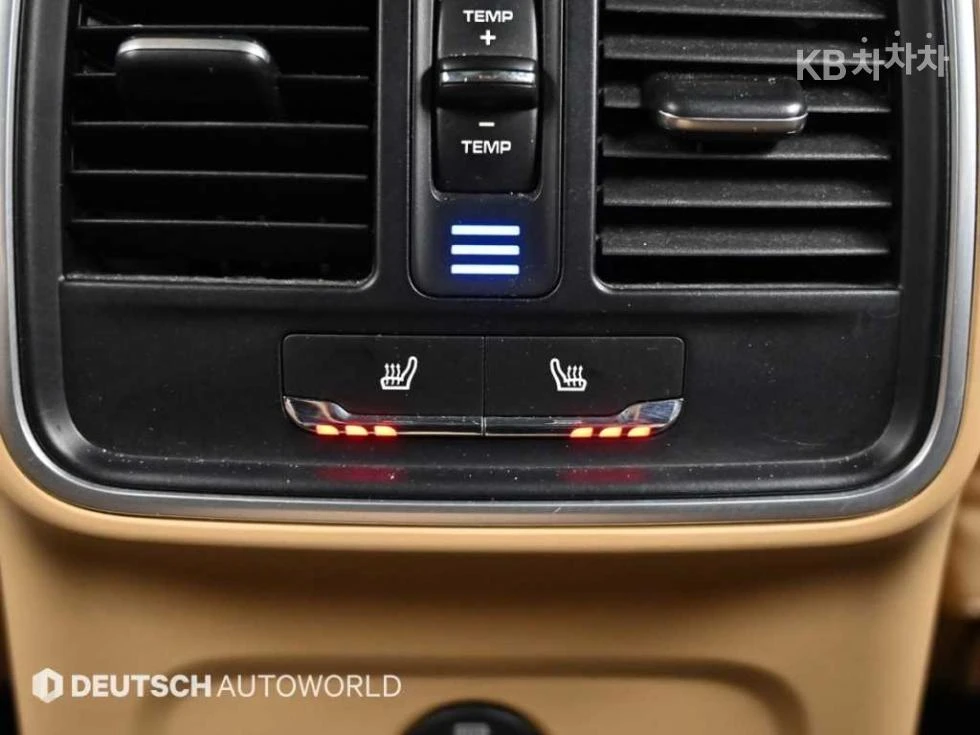 Porsche Macan, снимка 17 - Автомобили и джипове - 54767984