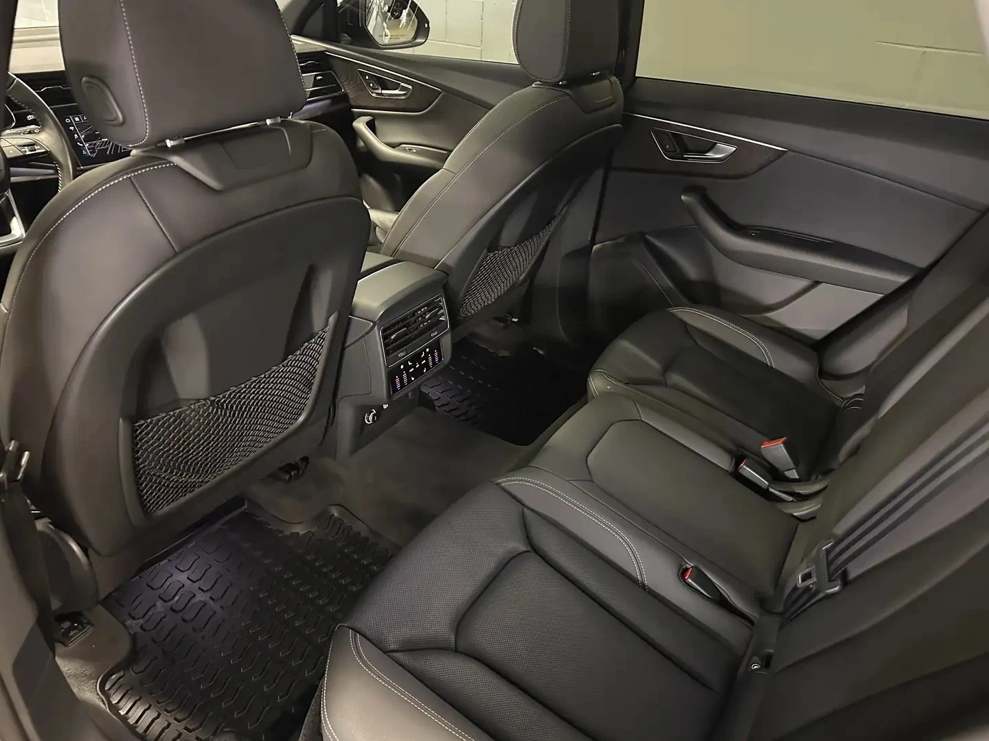 Audi Q8 PROGRESSIV/S-LINE/QUATTRO, снимка 12 - Автомобили и джипове - 55694356