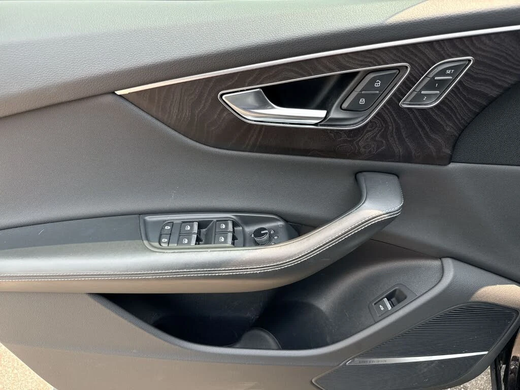 Audi Q8 55TFSI* MATRIX* S* LINE* BANG* OLUFSEN* ОБДУХВАНЕ*, снимка 7 - Автомобили и джипове - 55982880
