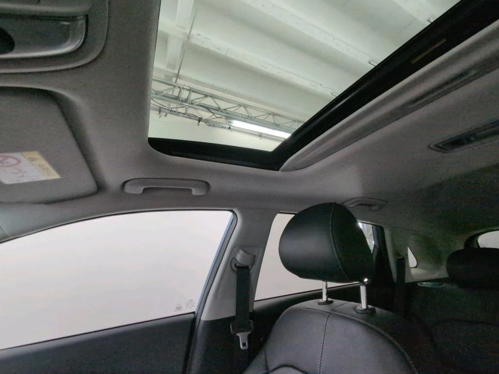 Kia Niro 1.6 GDI - Hybrid, снимка 7 - Автомобили и джипове - 56068783