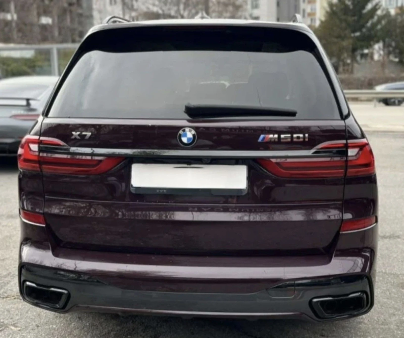 BMW X7 Задни европейски стопове в комплект с лайстна