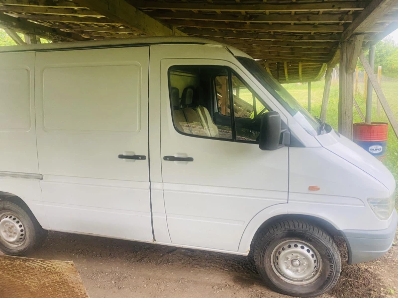 Mercedes-Benz Sprinter 212  обслужена, снимка 2 - Бусове и автобуси - 52078115