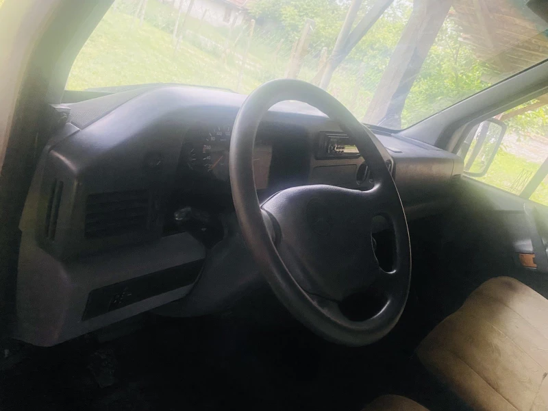 Mercedes-Benz Sprinter 212  обслужена, снимка 5 - Бусове и автобуси - 52078115