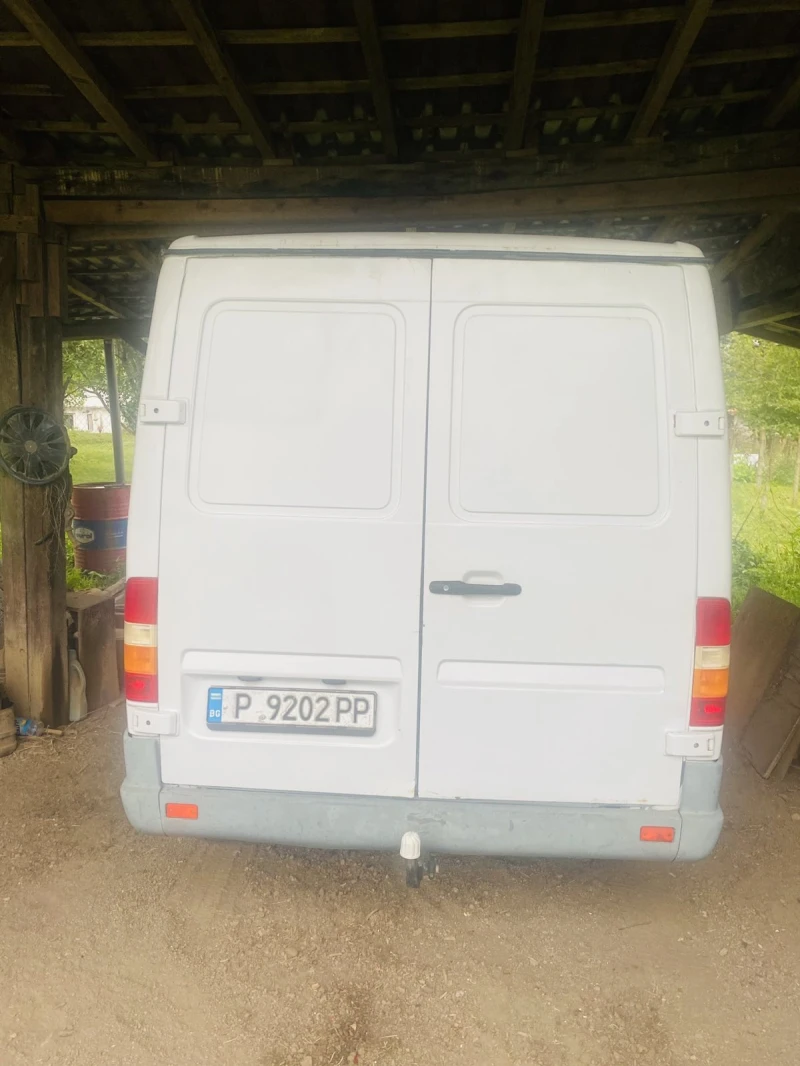 Mercedes-Benz Sprinter 212  обслужена, снимка 3 - Бусове и автобуси - 52078115