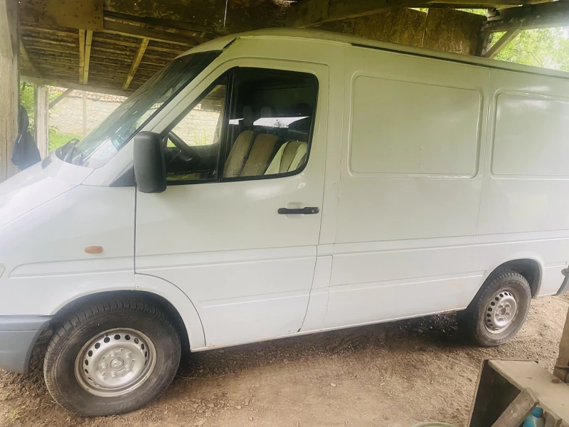 Mercedes-Benz Sprinter 212  обслужена, снимка 4 - Бусове и автобуси - 52078115