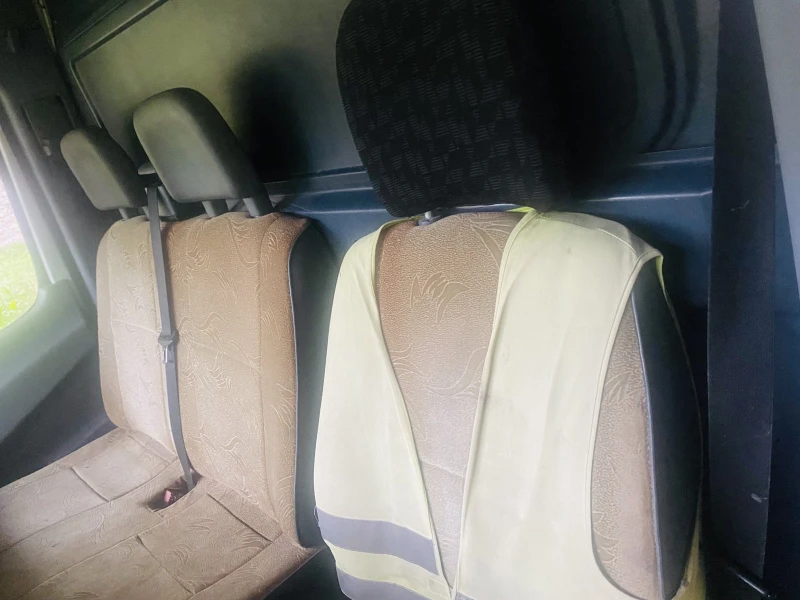 Mercedes-Benz Sprinter 212  обслужена, снимка 6 - Бусове и автобуси - 52078115