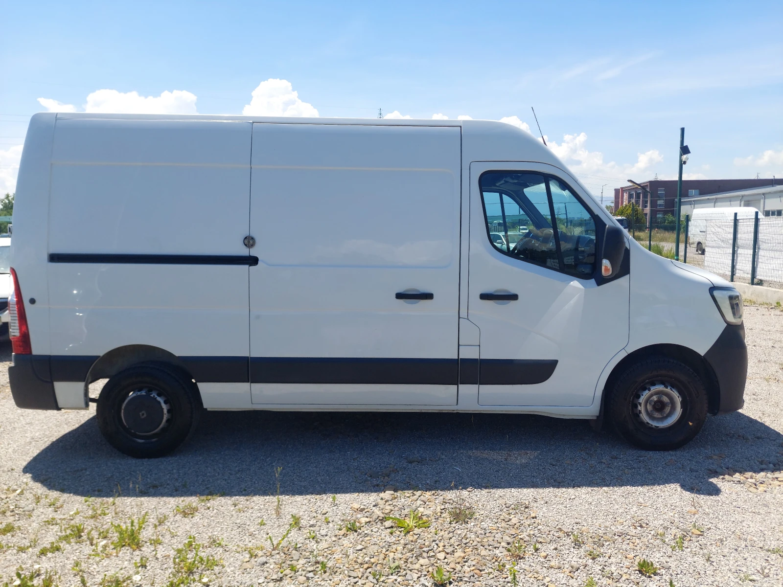 Renault Master, снимка 4 - Бусове и автобуси - 54869366
