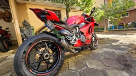 Ducati Panigale V4, снимка 11