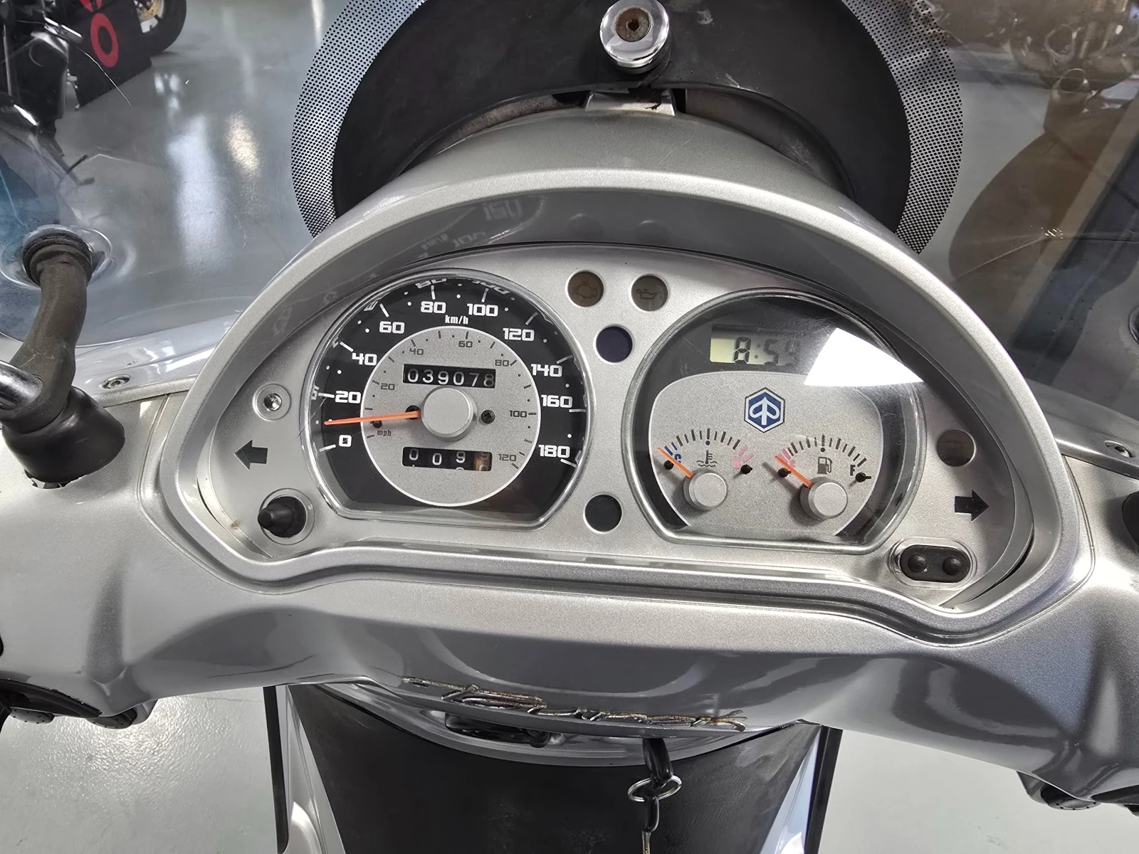 Piaggio Beverly 250ie TOURER, 2009�. | Mobile.bg � ����������� 11