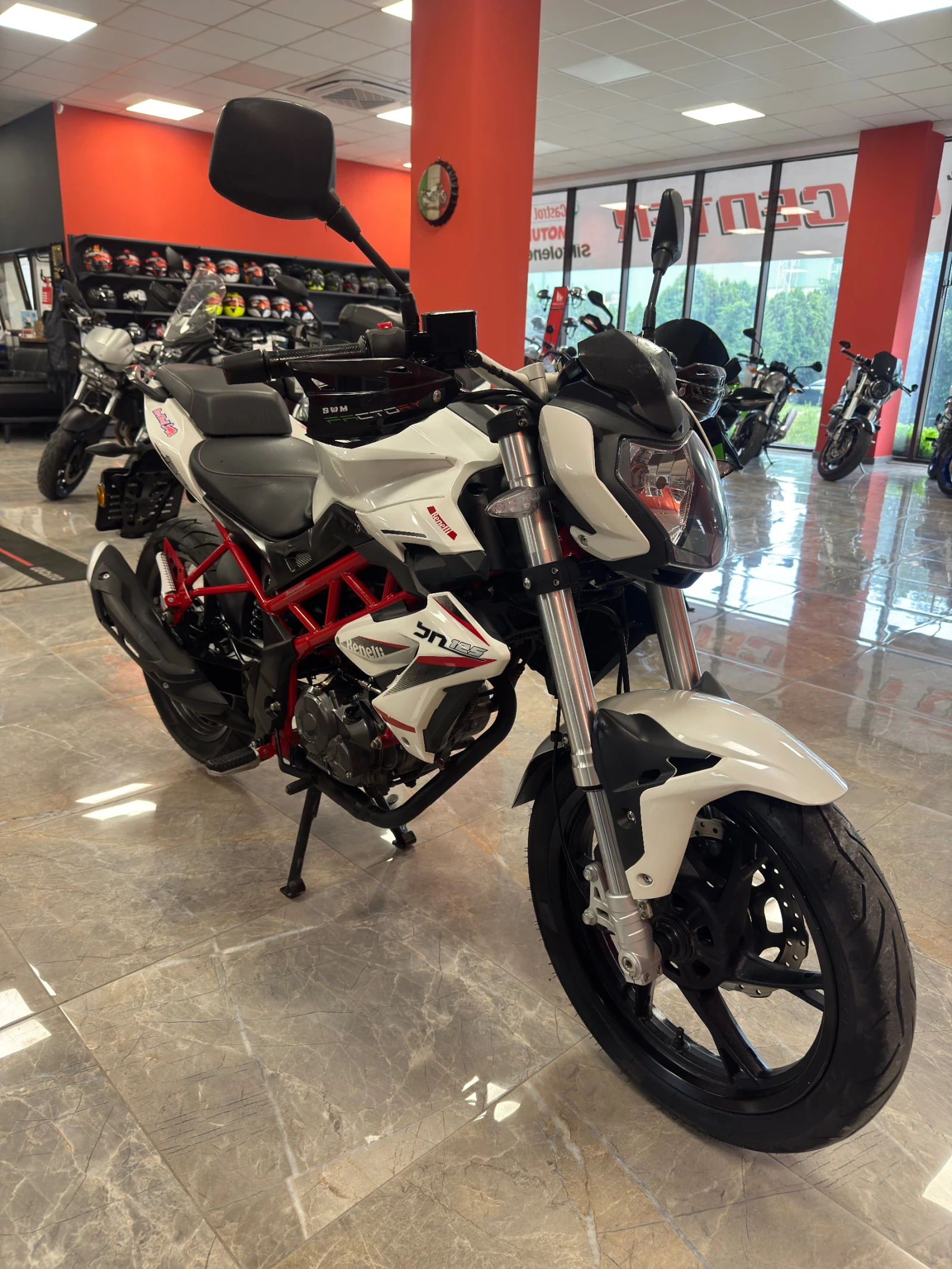 Benelli 125 BENELLI BN125i