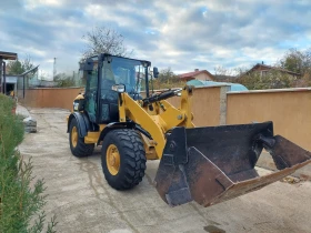 Челен товарач Caterpillar 906H2, снимка 1