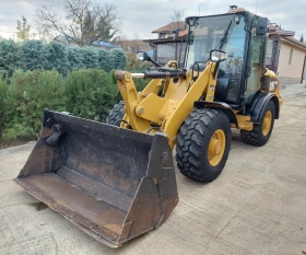 Челен товарач Caterpillar 906H2, снимка 2