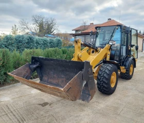 Челен товарач Caterpillar 906H2, снимка 7