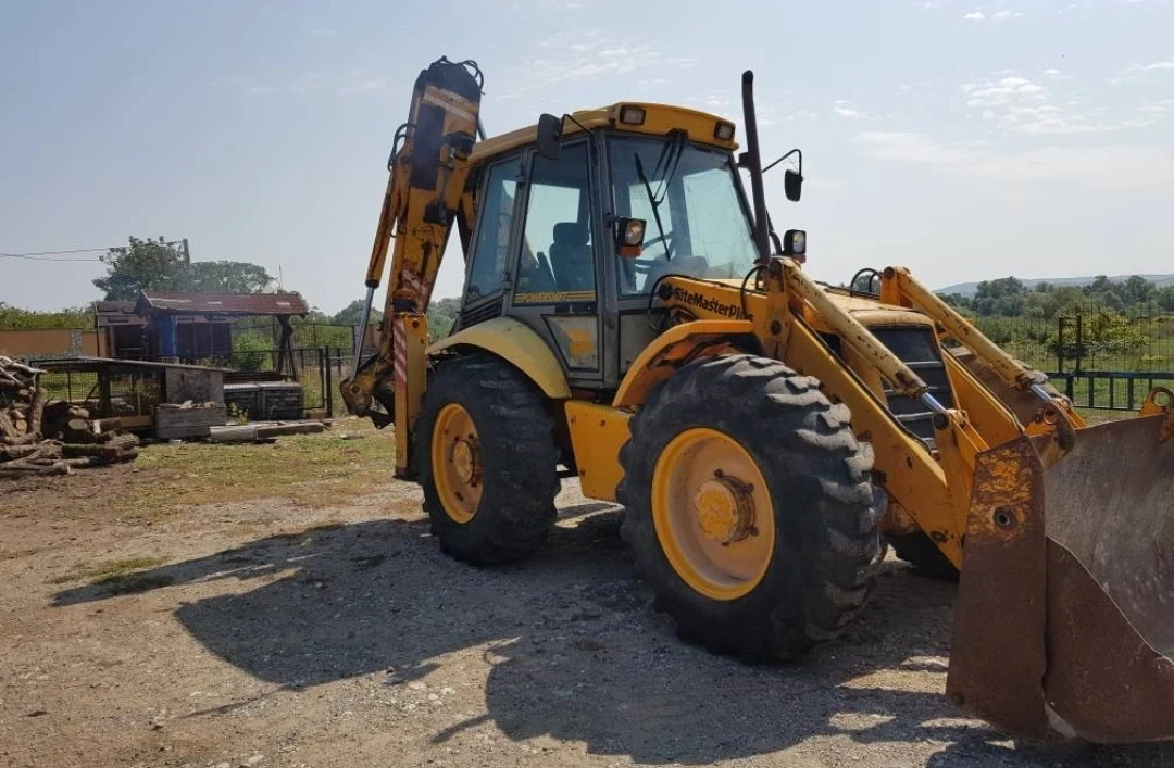 Багер JCB 4 CX, снимка 2 - Индустриална техника - 55459613