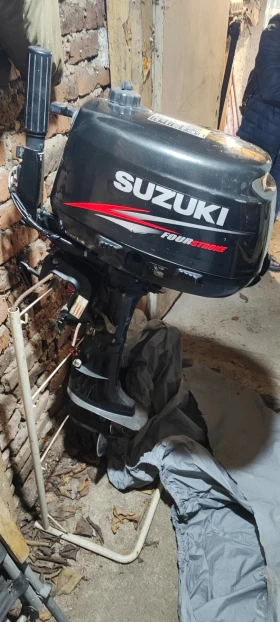 Извънбордов двигател Suzuki Сузуки - изображение 1