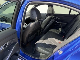 BMW 320 xDrive, снимка 8