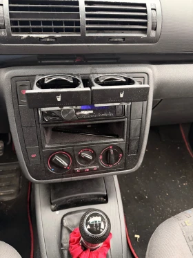 VW Sharan 1.9 TDI * 116* 7 Местен * , снимка 9