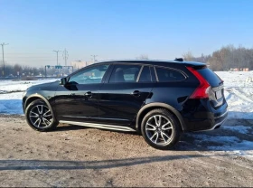 Volvo V60 Cross Country, снимка 11 - Автомобили и джипове - 53672828