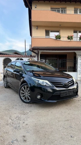 ������ Toyota Avensis