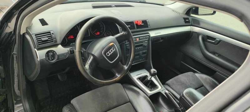 Audi A4 2.0T quattro, снимка 9 - Автомобили и джипове - 47221188