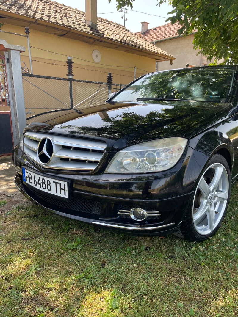 Mercedes-Benz C 220, снимка 3 - Автомобили и джипове - 46989626