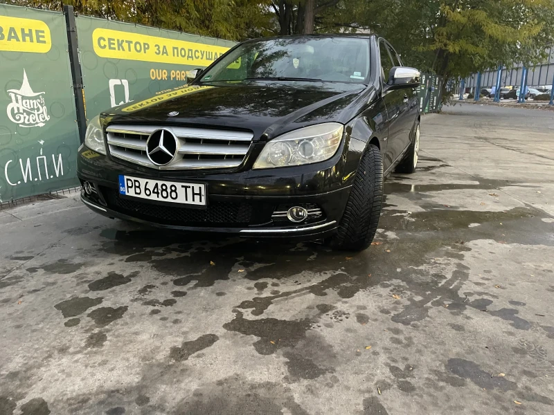 Mercedes-Benz C 220, снимка 2 - Автомобили и джипове - 46989626