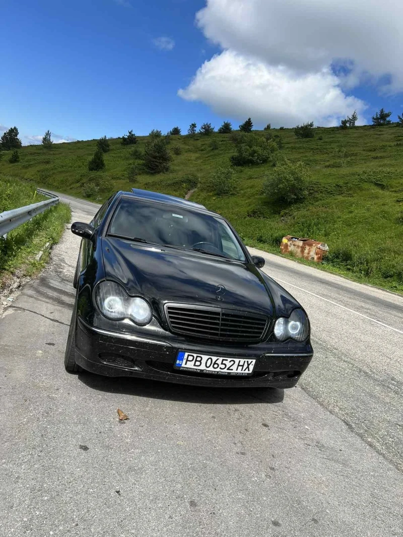 Mercedes-Benz C 320 LPG, снимка 3 - Автомобили и джипове - 47154676