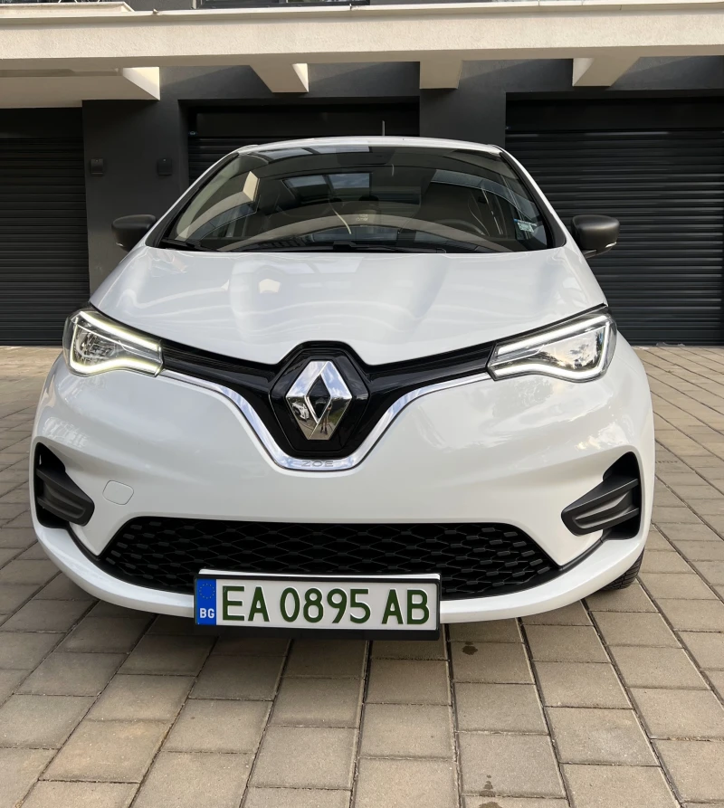 Renault Zoe 2021, снимка 1 - Автомобили и джипове - 47363608