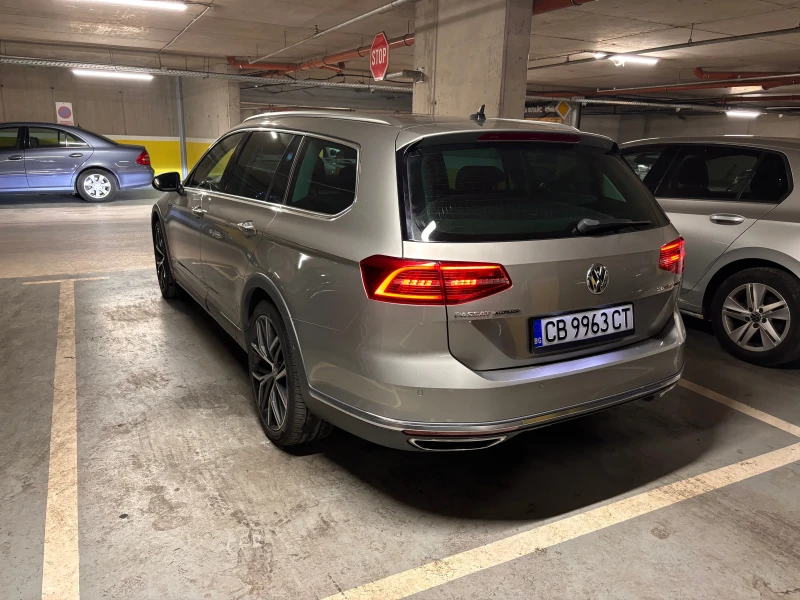 VW Passat Alltrack 2.0 TDI 4Motion BlueMotion Tech, снимка 2 - Автомобили и джипове - 47513969