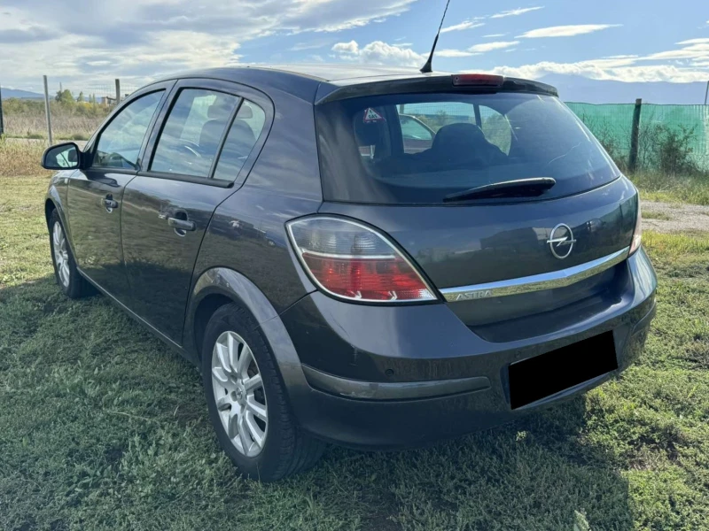 Opel Astra 1.6 i, снимка 3 - Автомобили и джипове - 47678728