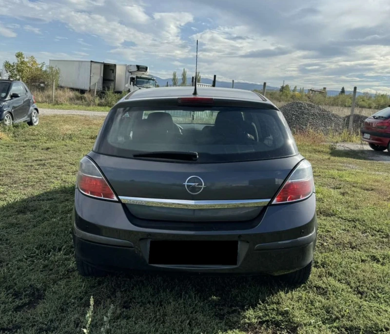 Opel Astra 1.6 i, снимка 4 - Автомобили и джипове - 47678728