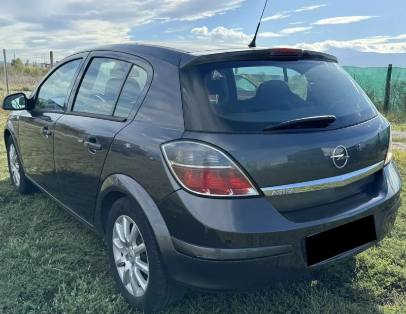 Opel Astra 1.6 i LPG, снимка 2 - Автомобили и джипове - 47678728