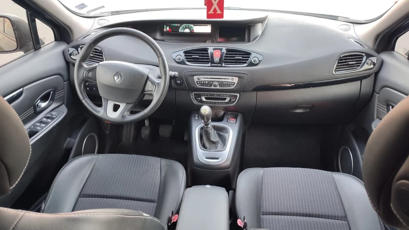 Renault Scenic Privilege/Dark 1, 9 dci, снимка 8 - Автомобили и джипове - 47816844