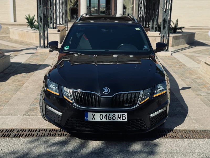 Skoda Octavia 2.0TDI VRS/ACC/Facelift, снимка 3 - Автомобили и джипове - 49127934