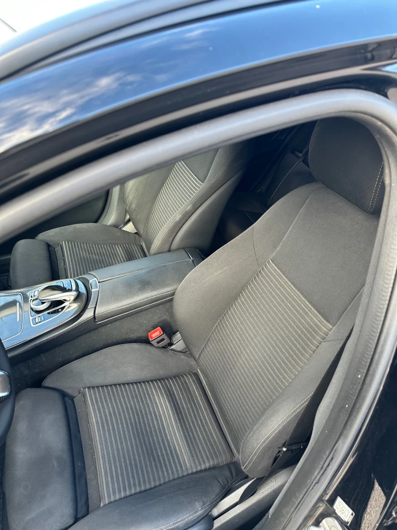 Mercedes-Benz E 200, снимка 10 - Автомобили и джипове - 51555122