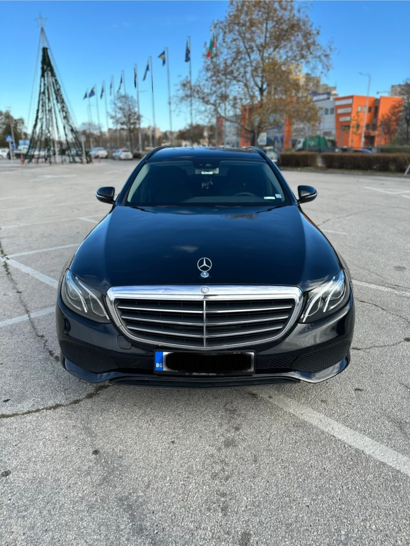 Mercedes-Benz E 200, снимка 2 - Автомобили и джипове - 51555122