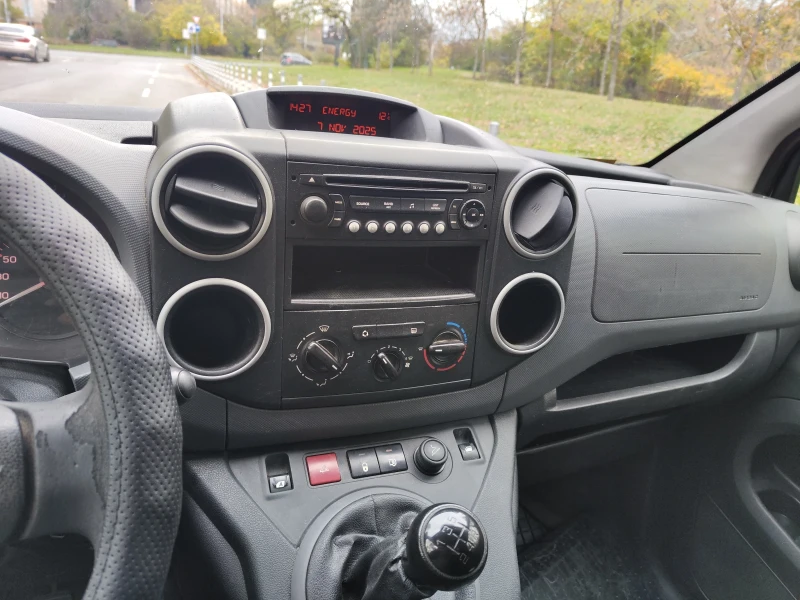 Peugeot Partner, снимка 13 - Автомобили и джипове - 52334295